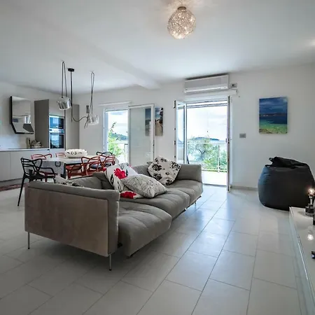 Mario - Rogoznica Apartament