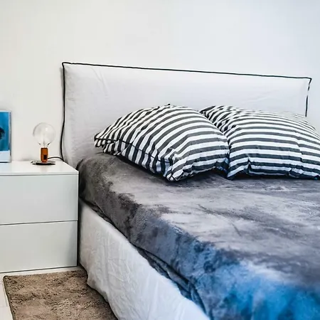 Mario - * Rogoznica (Sibenik-Knin)