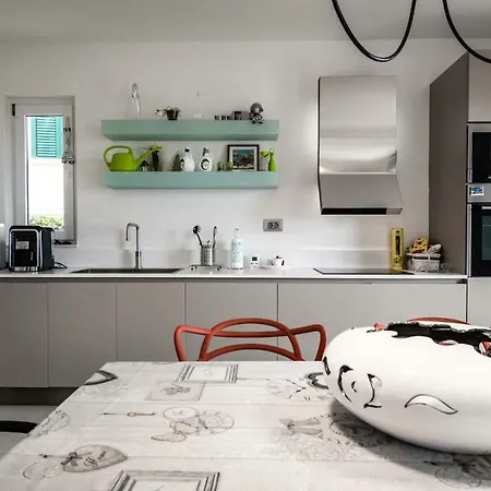 Mario - * Rogoznica (Sibenik-Knin)