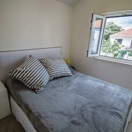 Mario - Rogoznica Apartament