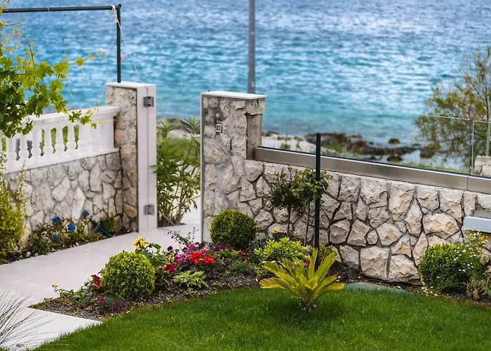 Mario - Daire Rogoznica (Sibenik-Knin)