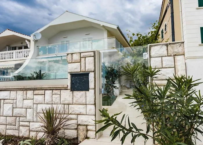 Apartman Mario - Rogoznica (Sibenik-Knin)