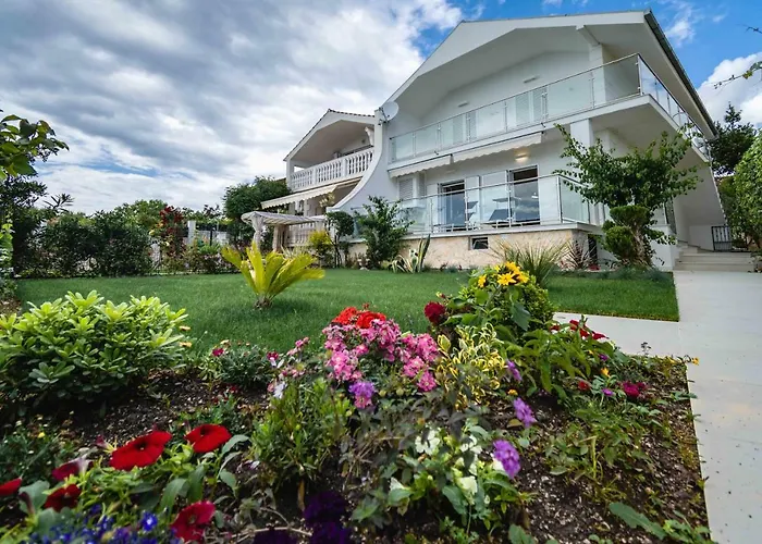 Apartman Mario - Rogoznica (Sibenik-Knin)